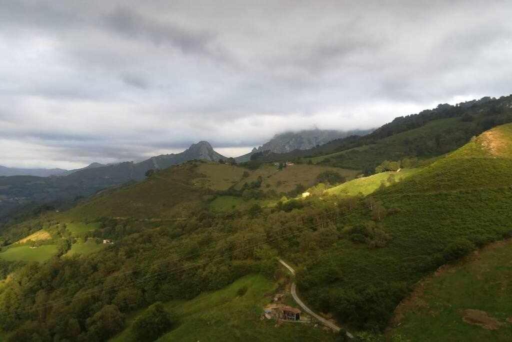 Appartamento Asturias Boho Chic Aller Esterno foto