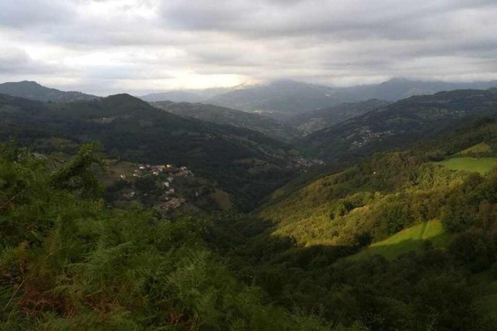 Appartamento Asturias Boho Chic Aller Esterno foto